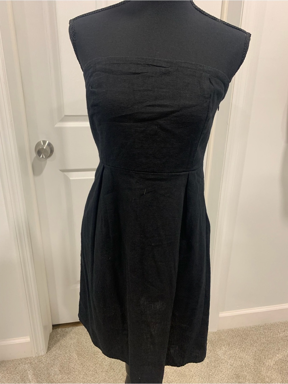 Classic Strapless Black Linen Dress